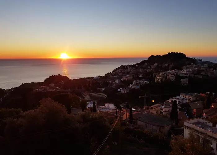 Bed and Breakfast Casa Aurora 4*